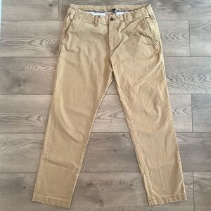 AMERICAN EAGLE Men’s Khaki Pants